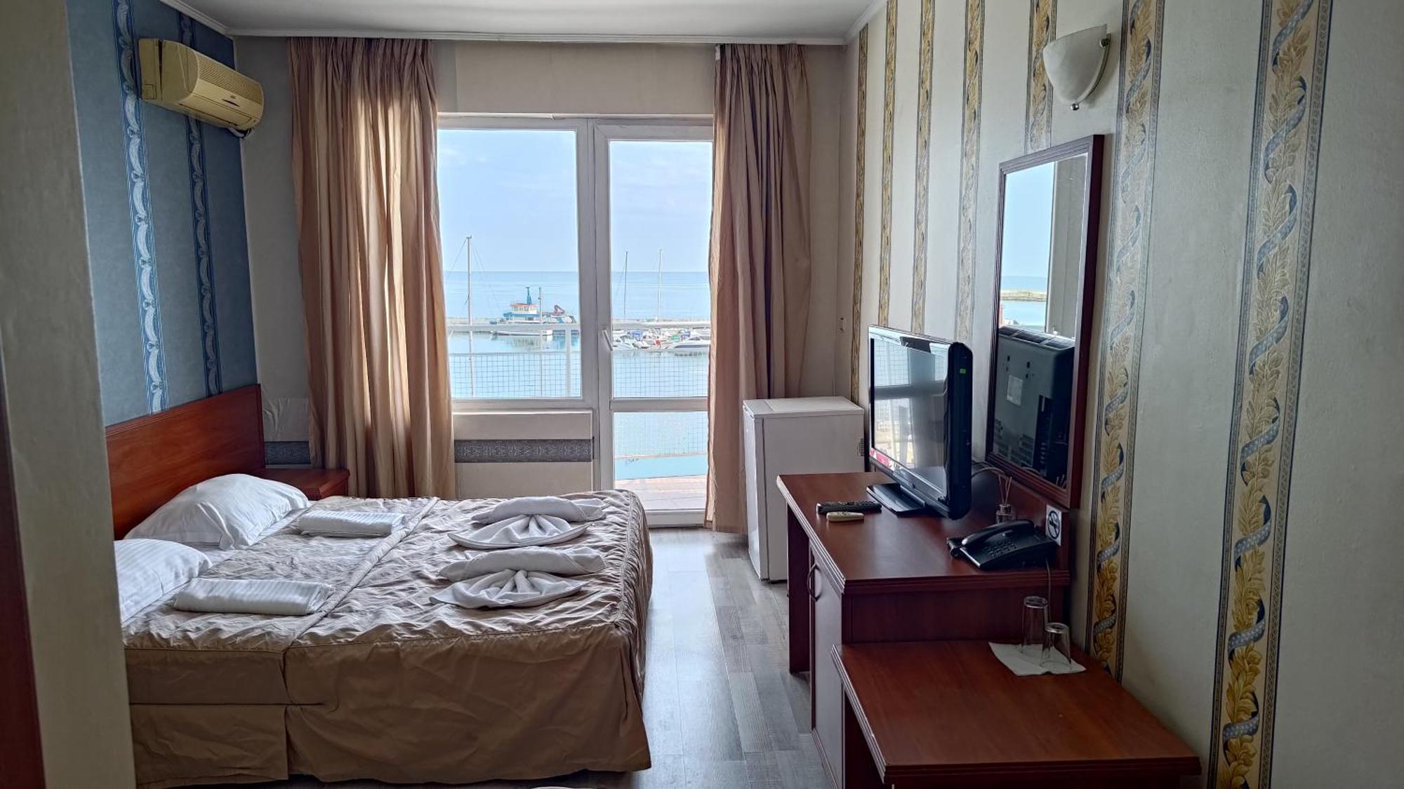 Lotos Hotel Balçık Dış mekan fotoğraf