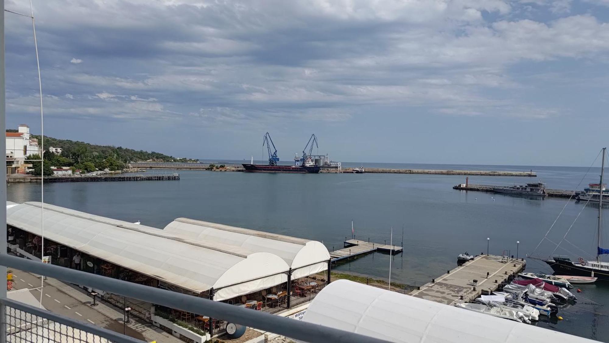 Lotos Hotel Balçık Dış mekan fotoğraf