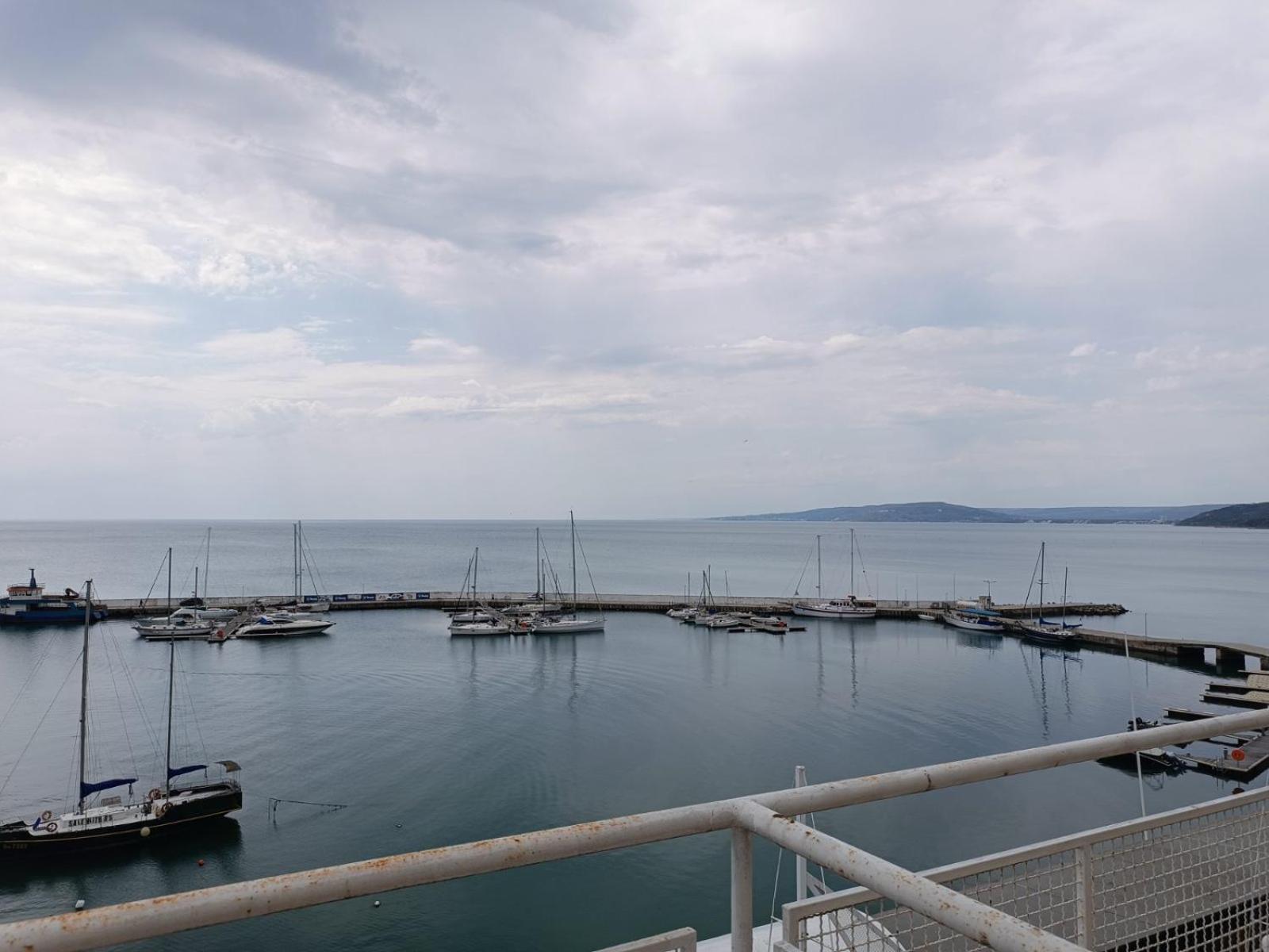 Lotos Hotel Balçık Dış mekan fotoğraf